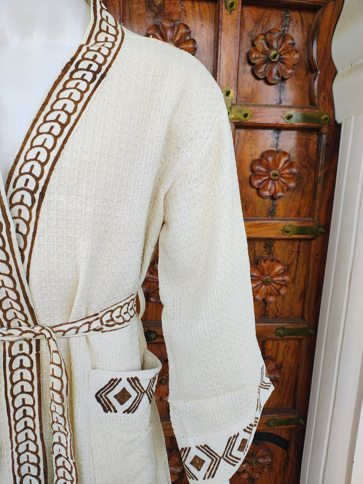 V-neck Collar Knee Length 100% Cotton Soft Unisex Waffle Kimono