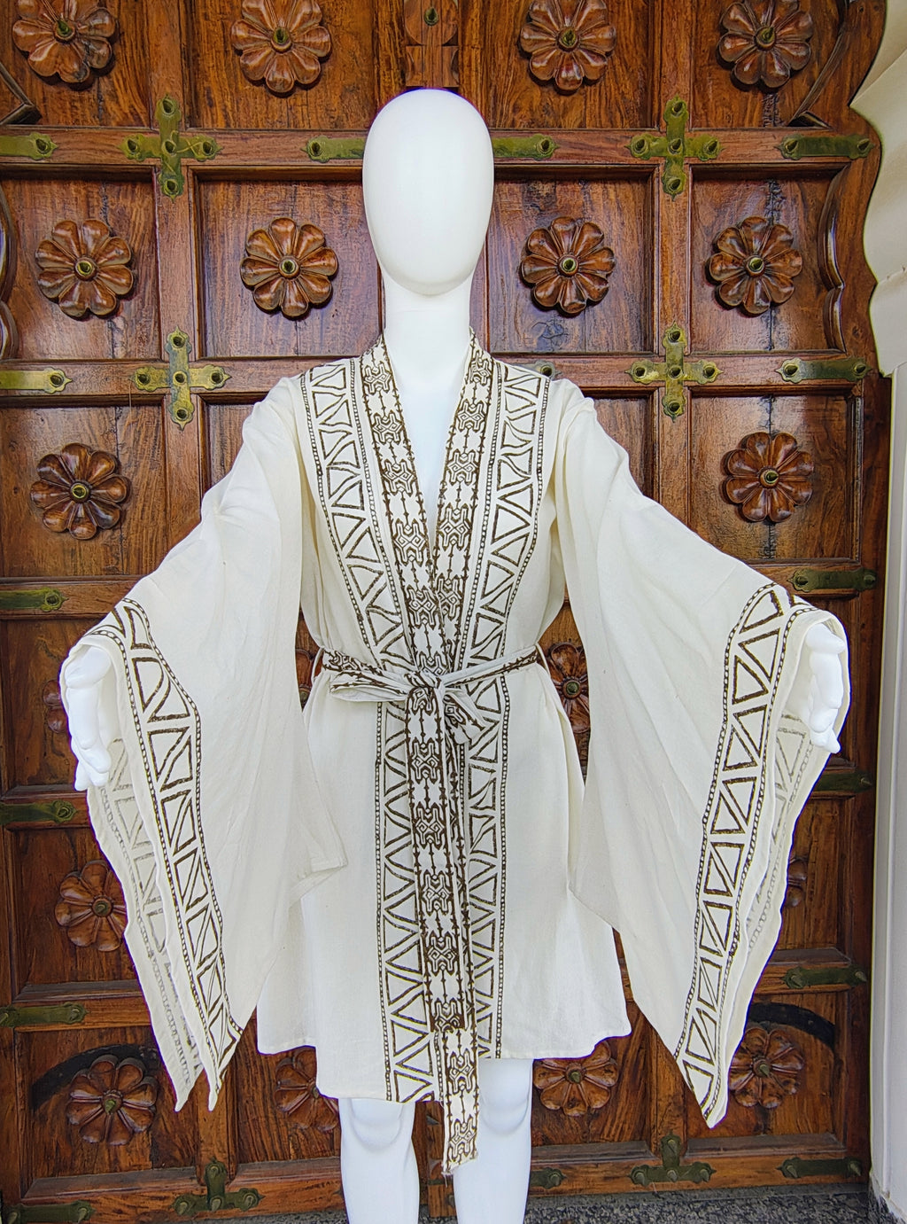 Batwing Sleeves V-neck Midi Length Embroidered Cotton Kimono